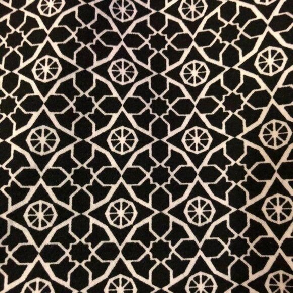 Catherines Skirt Womens 2X NEW Black Patterned Lightweight - Picture 12 of 12